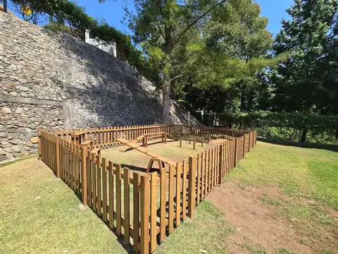 Circuito para perros · espacios amplios, otra vista