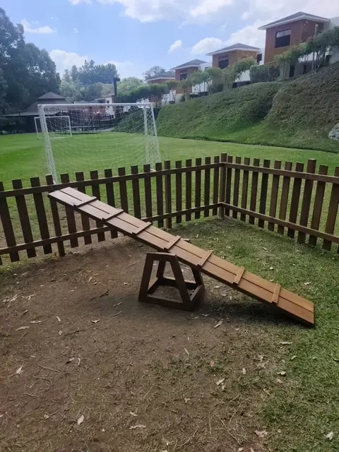 Circuito para perros · peques — Diversiones Exteriores