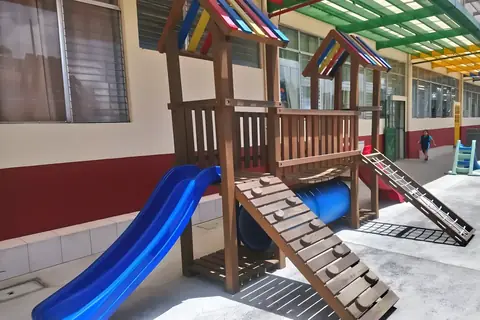 Lombriz — Diversiones Exteriores