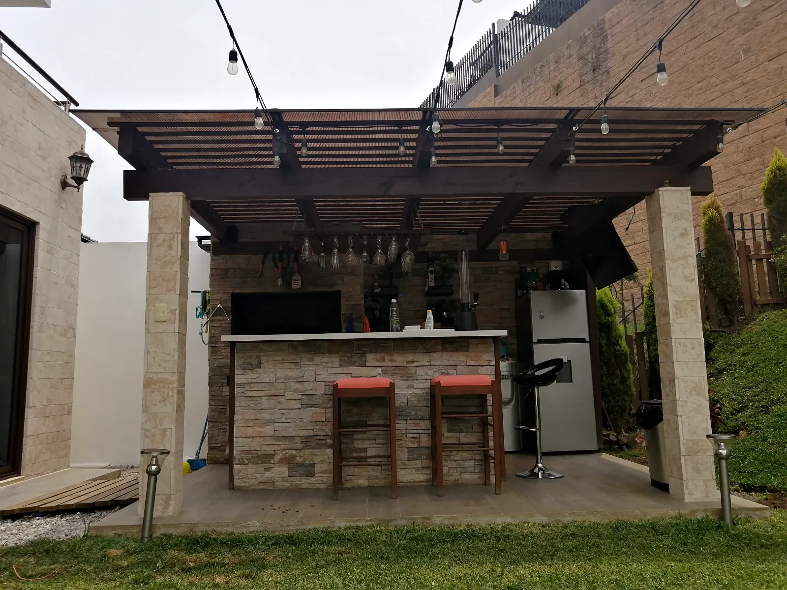 Pergolas hero 04